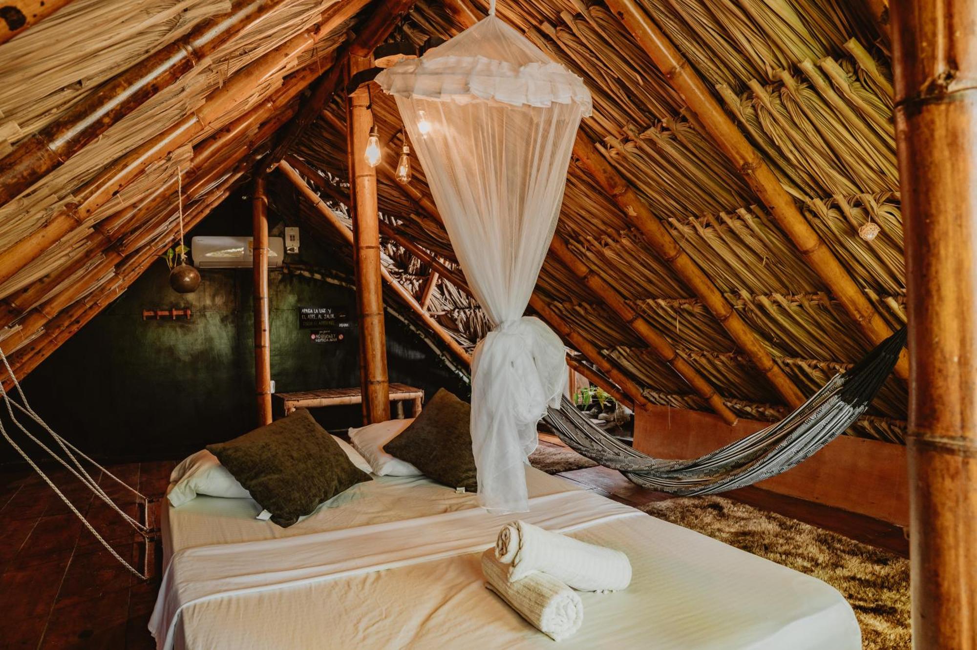 Kasakola Hotel Паломино Екстериор снимка