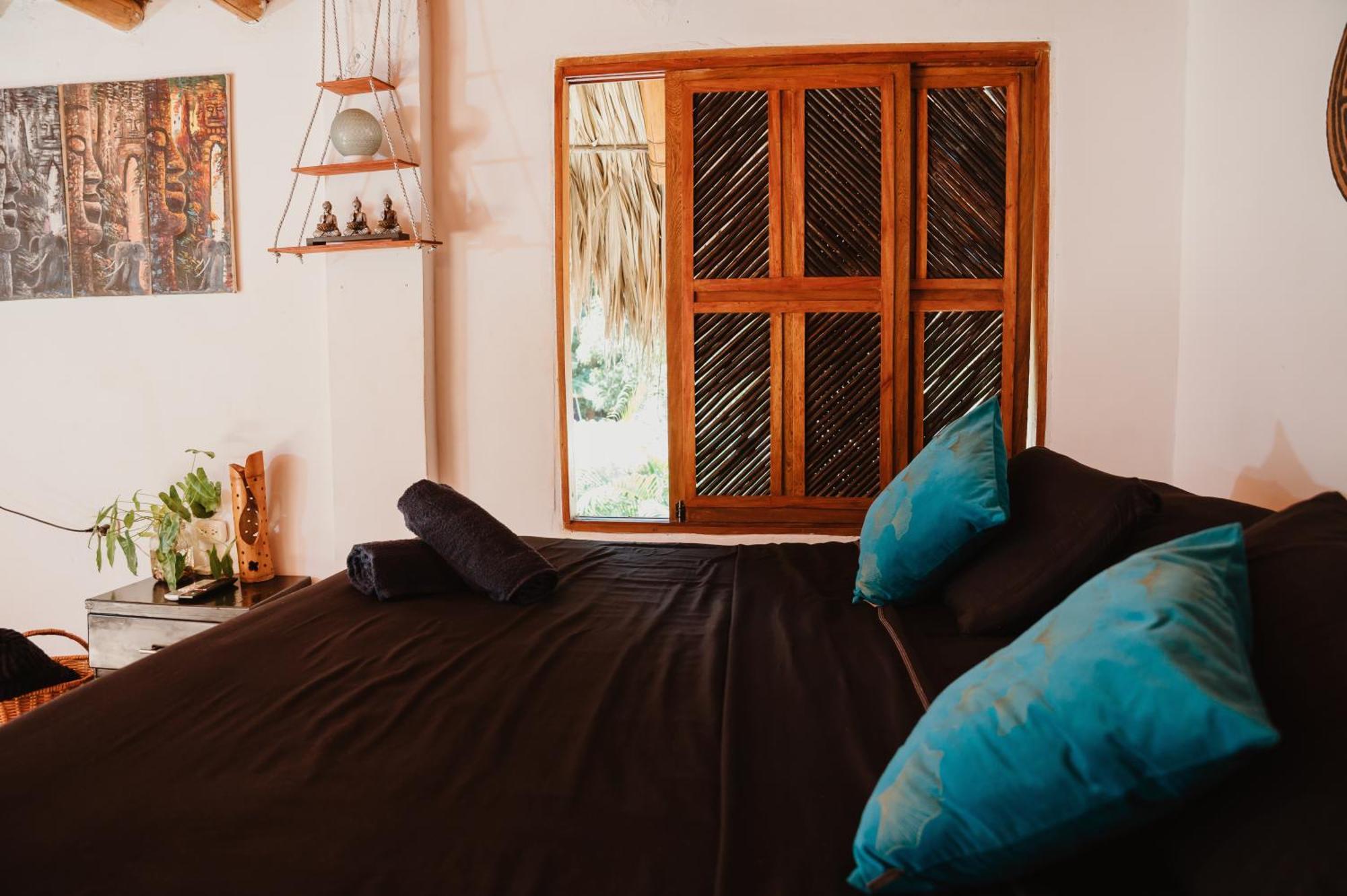 Kasakola Hotel Паломино Екстериор снимка