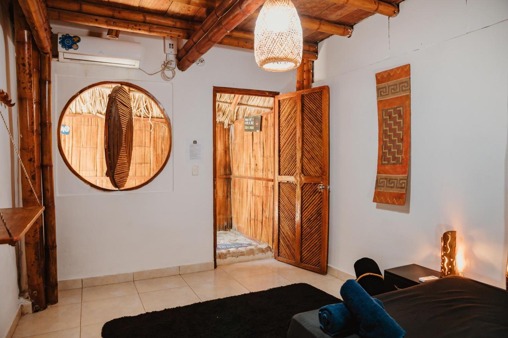 Kasakola Hotel Паломино Екстериор снимка