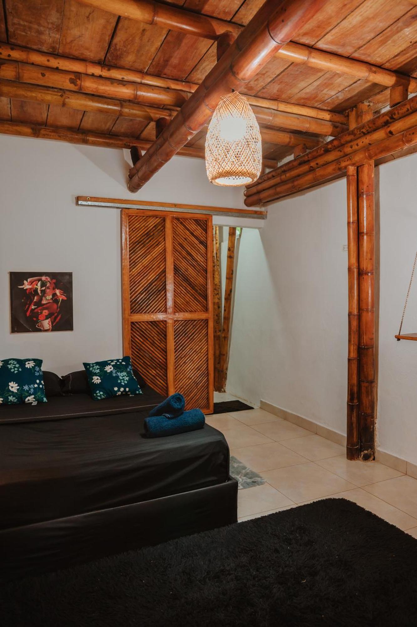 Kasakola Hotel Паломино Екстериор снимка