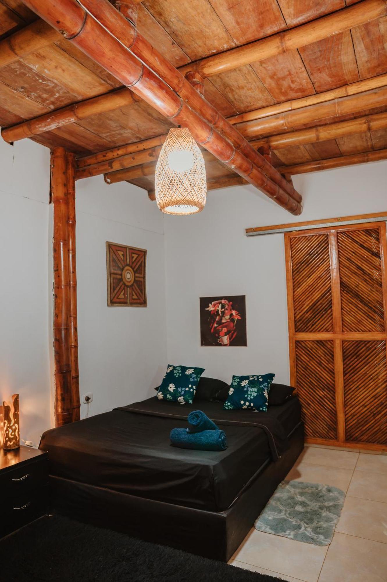 Kasakola Hotel Паломино Екстериор снимка